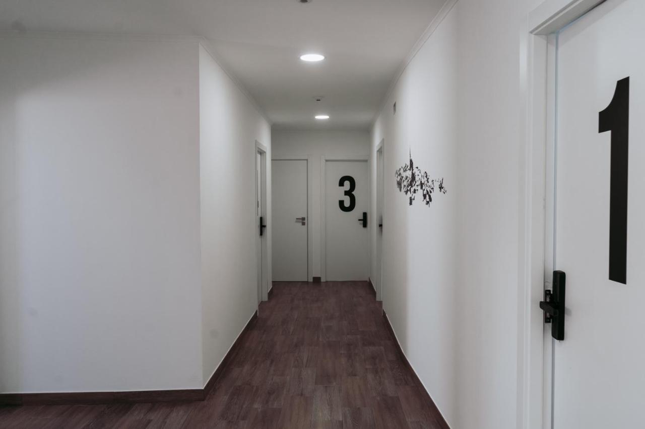 Хостел Middle Point Sardoal Екстер'єр фото
