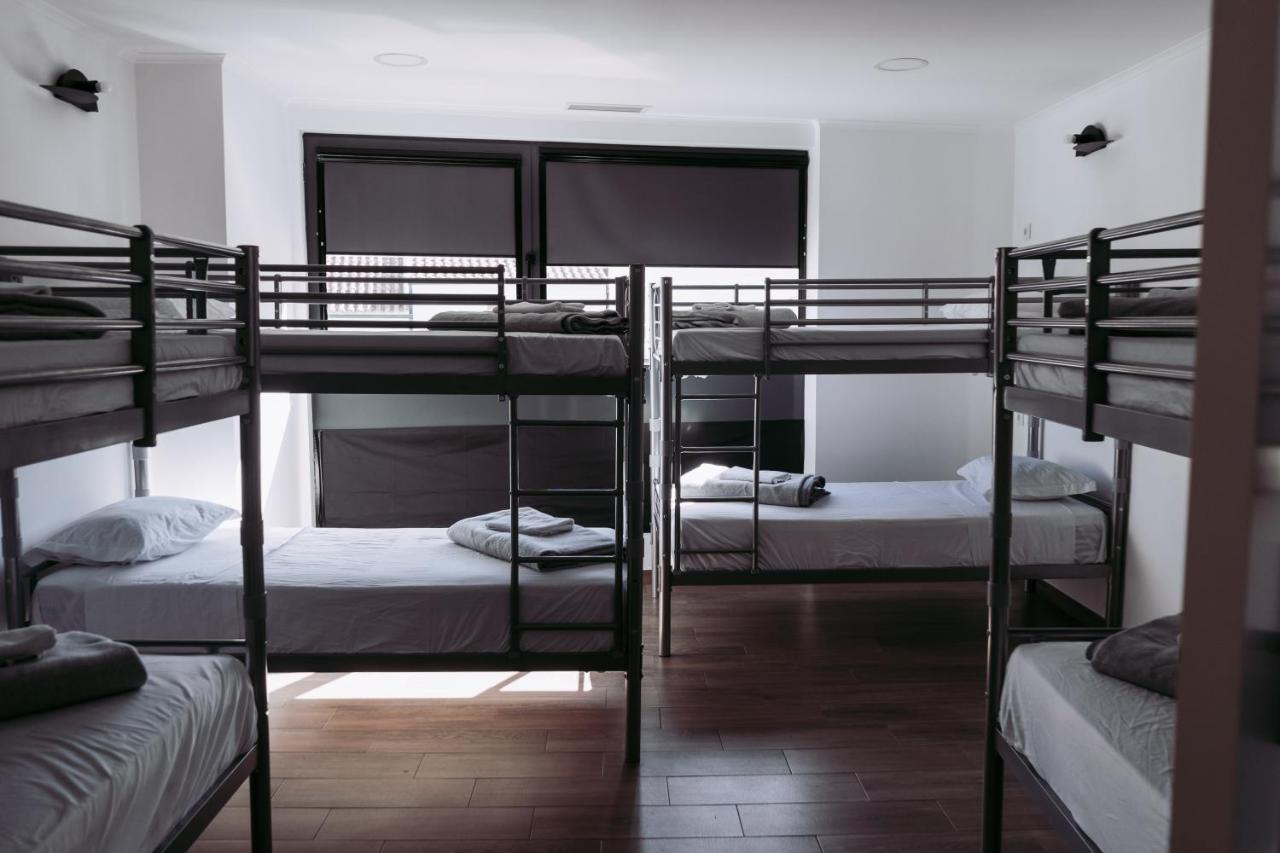 Хостел Middle Point Sardoal Екстер'єр фото