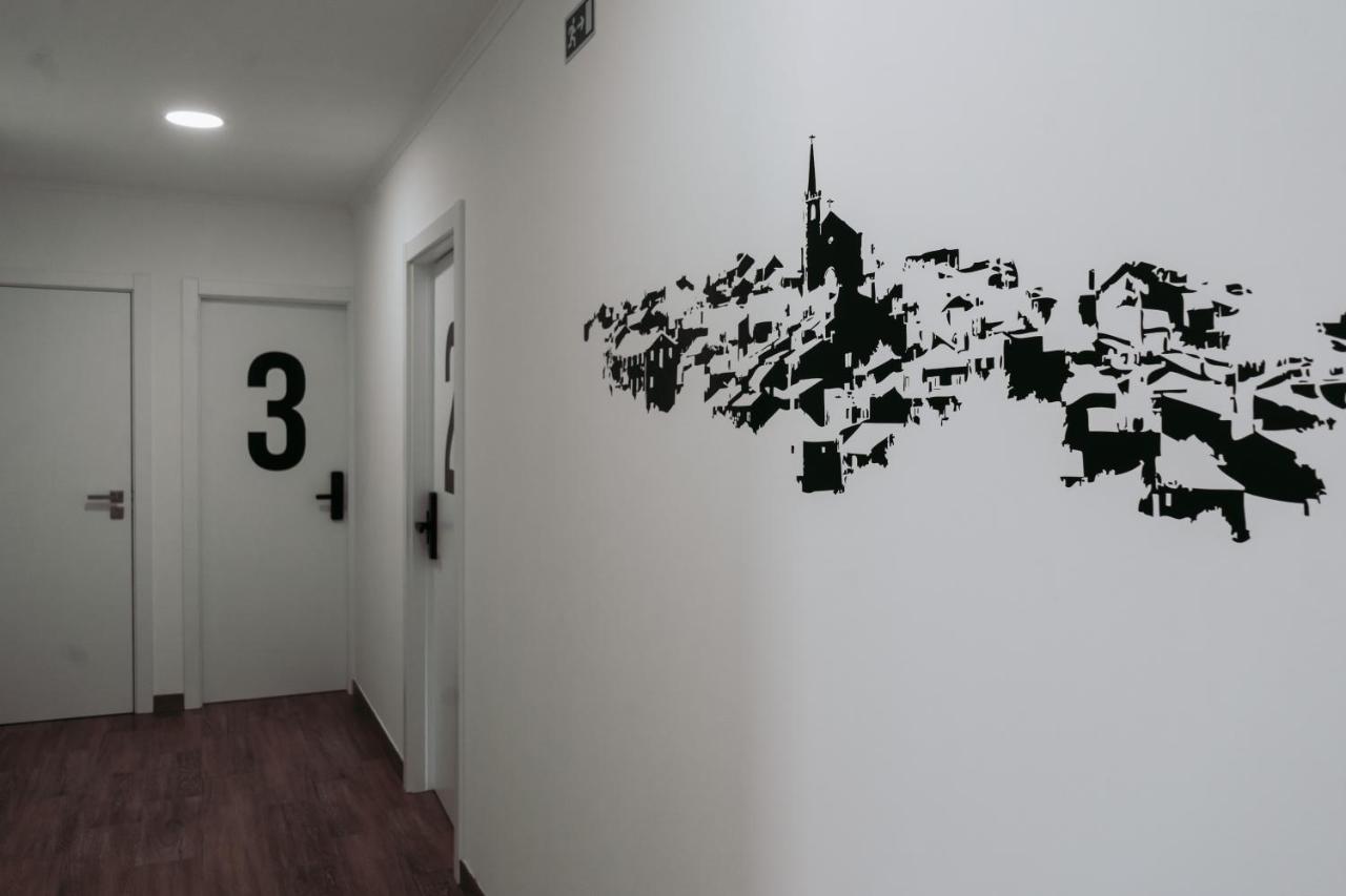 Хостел Middle Point Sardoal Екстер'єр фото