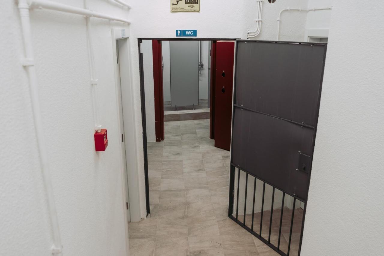 Хостел Middle Point Sardoal Екстер'єр фото