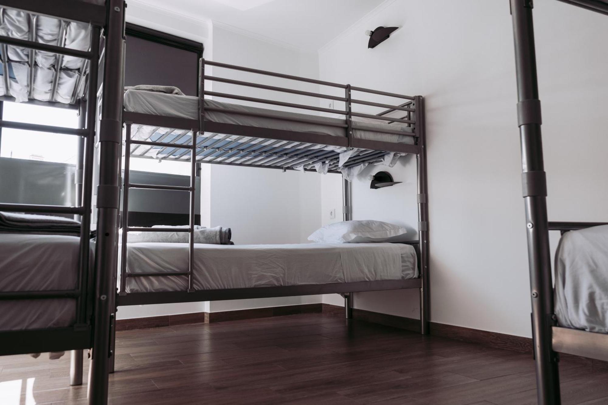 Хостел Middle Point Sardoal Екстер'єр фото